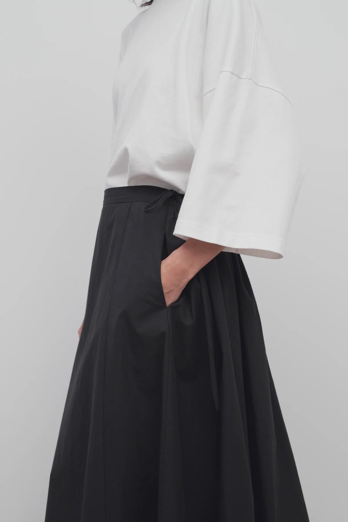THE ROW FLEUR SKIRT – Belinda International