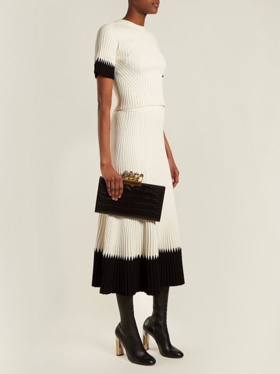 Contrast-Cuff Ribbed-Knit T-Shirt