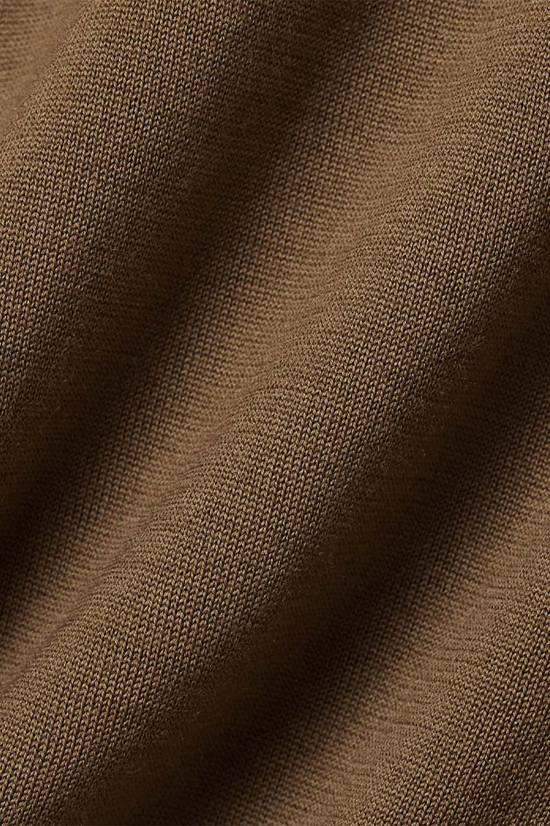 Senta V-Neck Lightweight Pullover