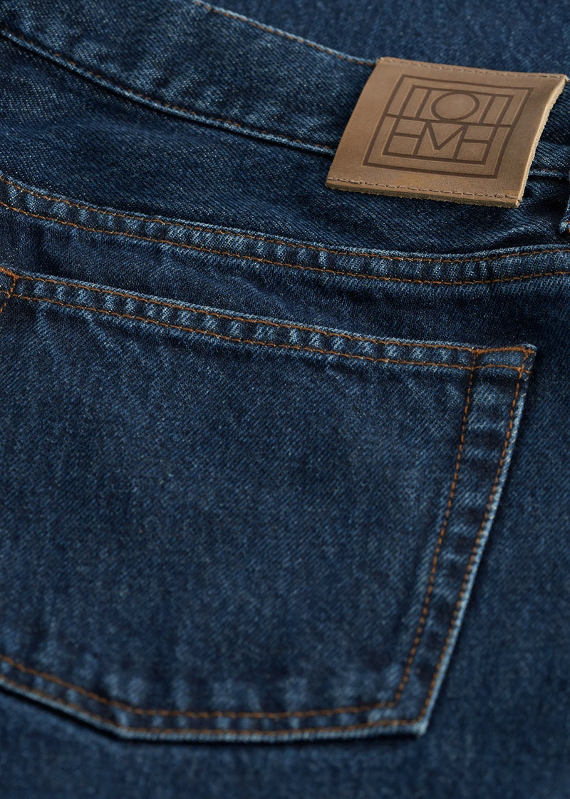 Low-rise Straight Leg Jean
