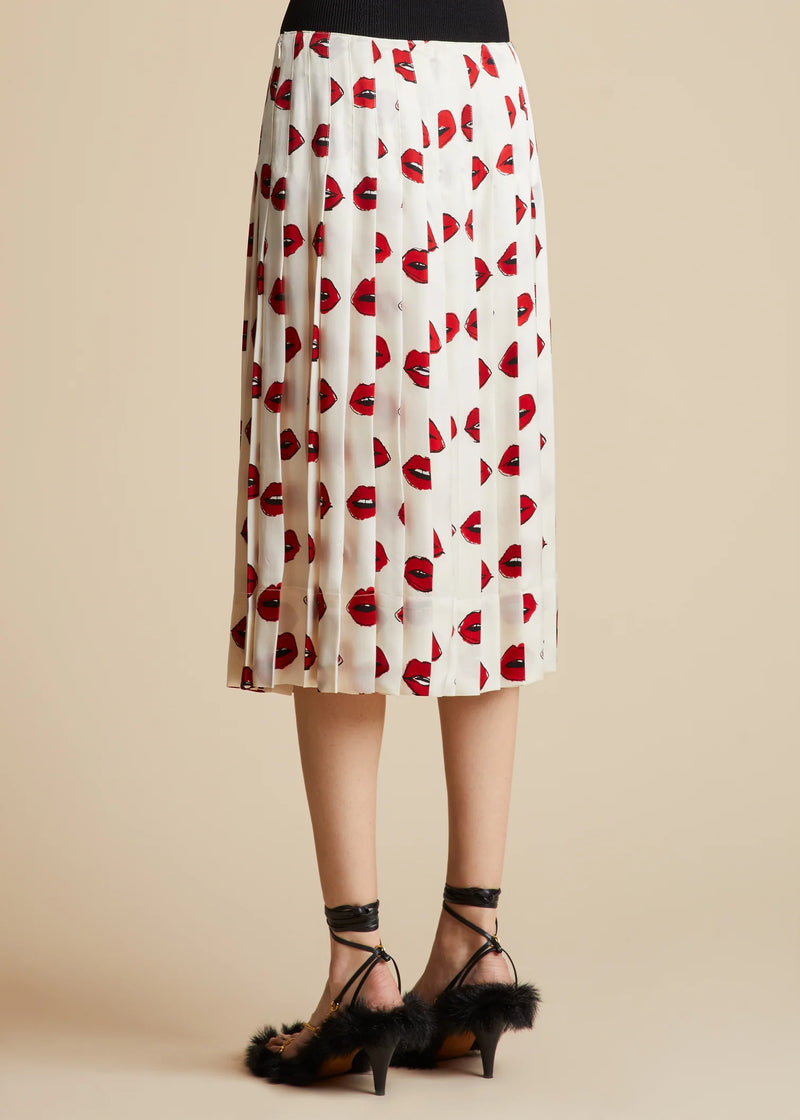 Tudi Lip-Print Pleated Midi-Skirt