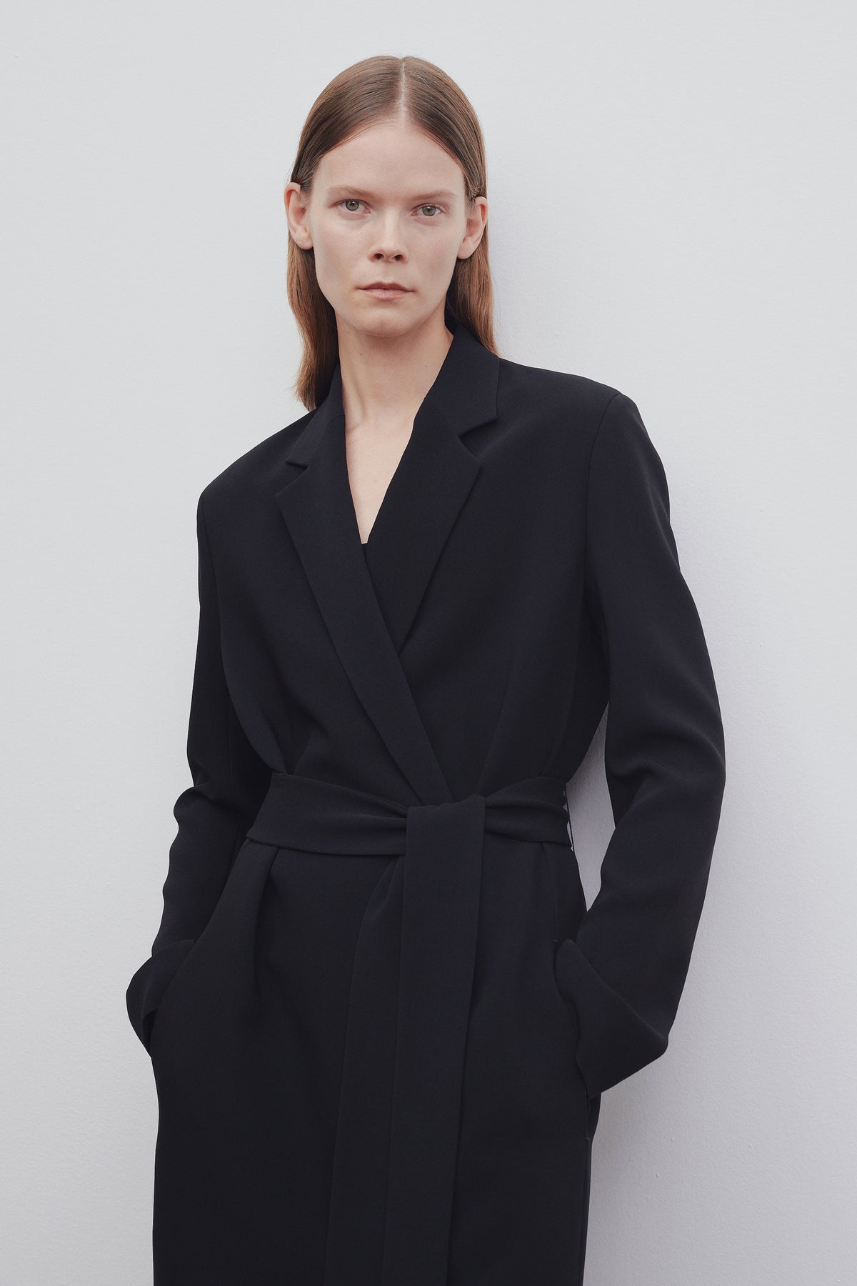 【国内発送】THE ROW コート Essentials Harri belted cady THE ROW Essentials Harri belted cady coat | NET-A-PORTER