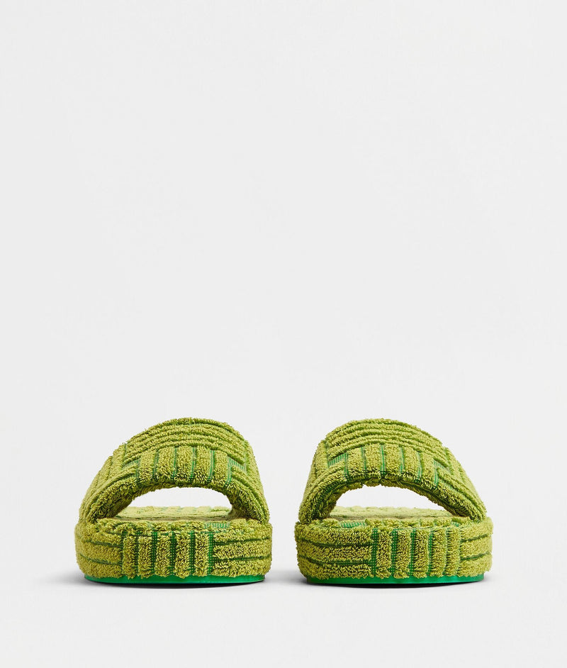Resort Sponge Slide