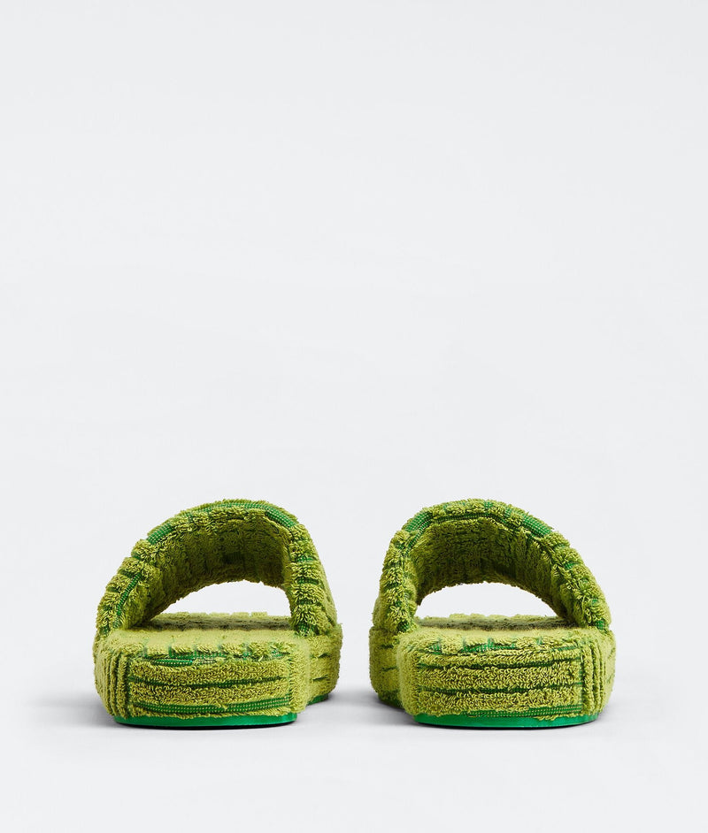 Resort Sponge Slide