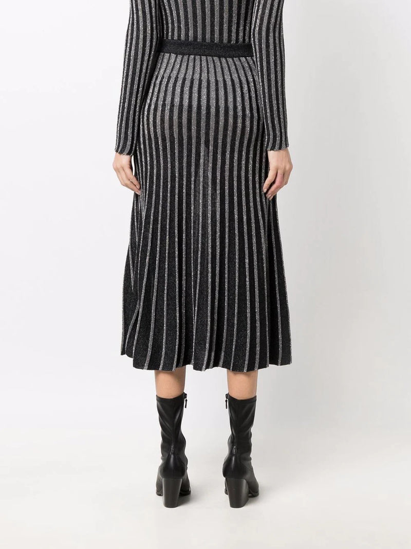 Metallic Thread Pleated Knit Skirt