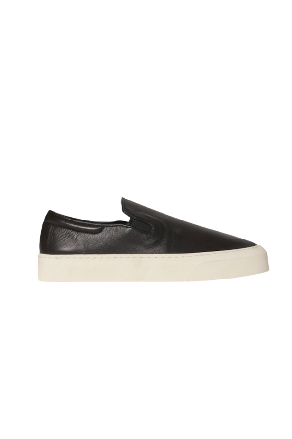 LOUIS VUITTON SNEAKER – Belinda International